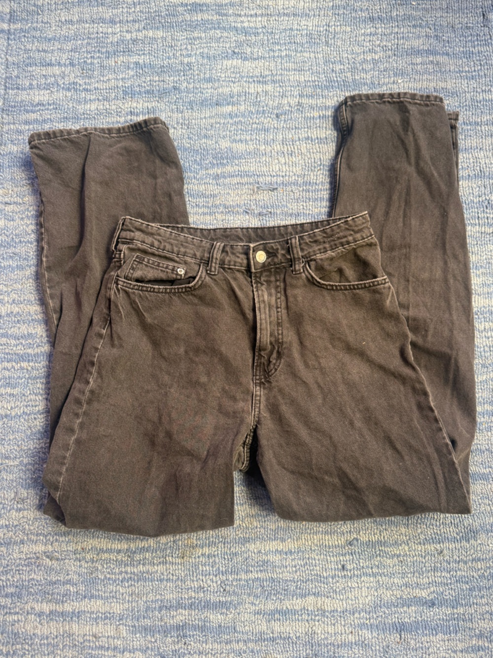 !!!SOLD!!! H&M Classic High-Waist Relaxed Black Jeans